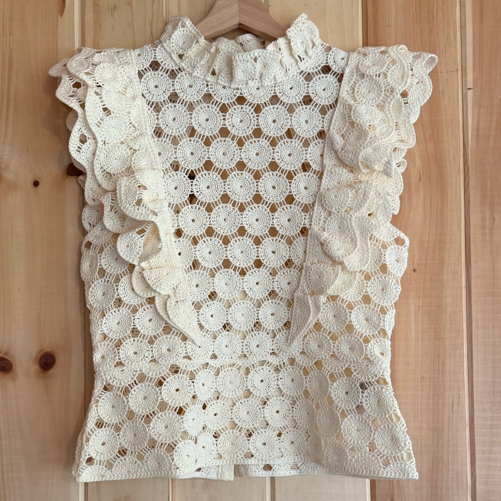 H&M Cream Crochet Open Back Ruffle Top | Boho Romantic | Size M